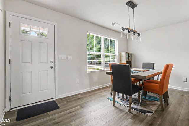 1476 Burgundy Bluff Lane, Zebulon, NC 27597