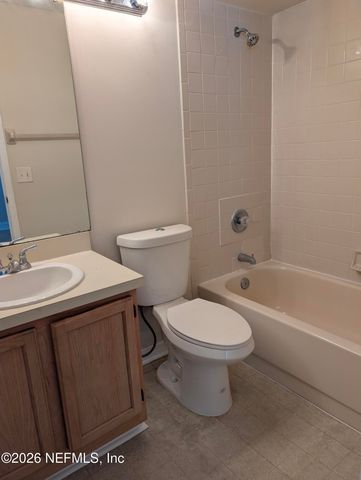 8529 STURBRIDGE Circle W, Jacksonville, FL 32244