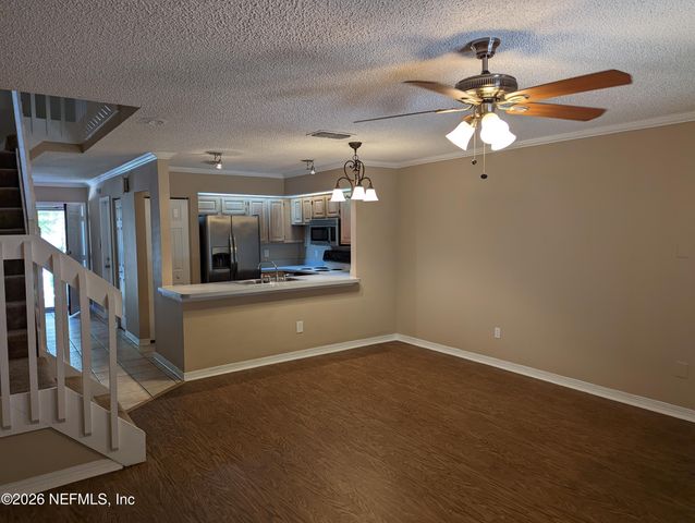 8529 STURBRIDGE Circle W, Jacksonville, FL 32244