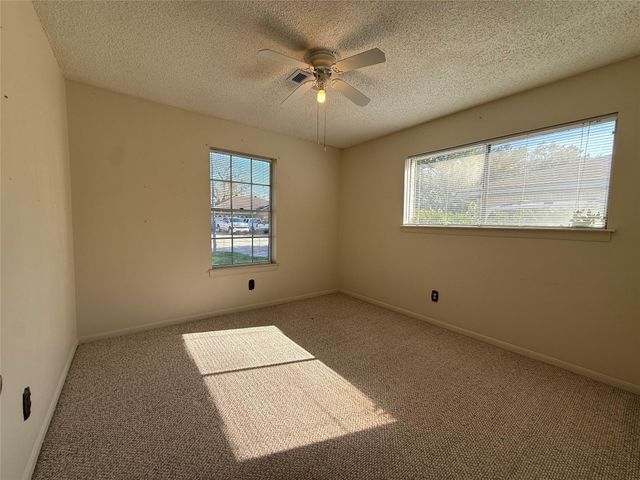 522 Charleston Square, Humble, TX 77338