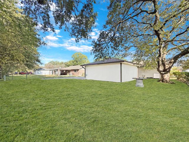 522 Charleston Square, Humble, TX 77338