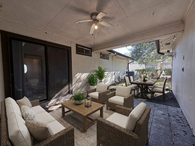 522 Charleston Square, Humble, TX 77338