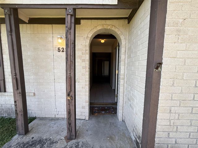 522 Charleston Square, Humble, TX 77338