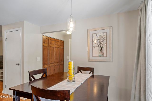 79 Pepperbush Place, Malta, NY 12020