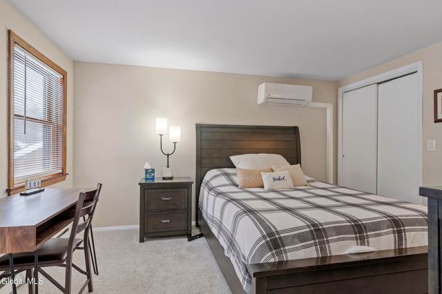 79 Pepperbush Place, Malta, NY 12020