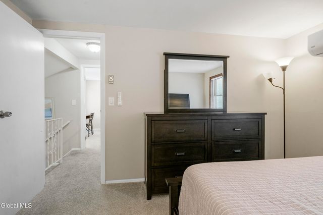 79 Pepperbush Place, Malta, NY 12020