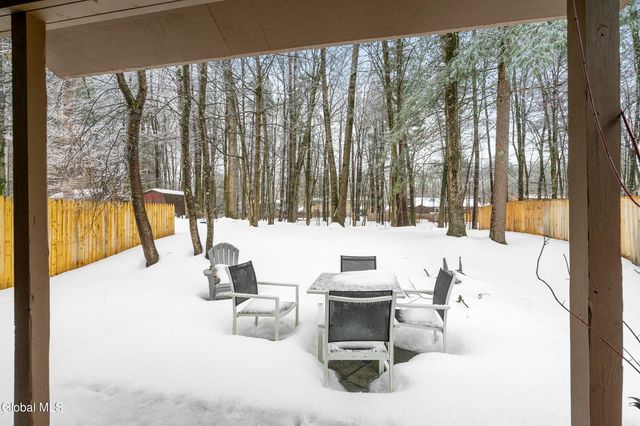 79 Pepperbush Place, Malta, NY 12020