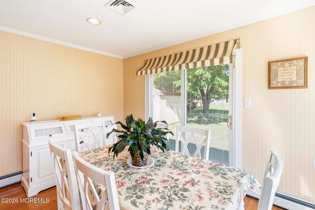 2 Biscayne Street, Toms River, NJ 08757