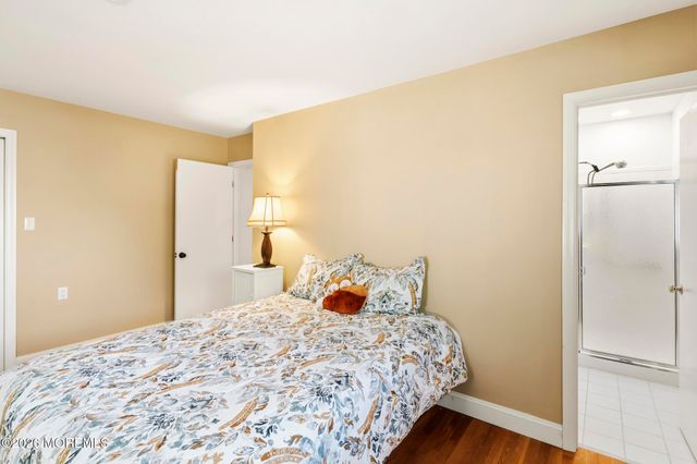 2 Biscayne Street, Toms River, NJ 08757