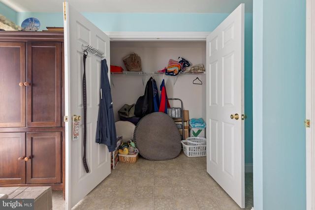 3336 HUNTING RIDGE RD, Winchester, VA 22603