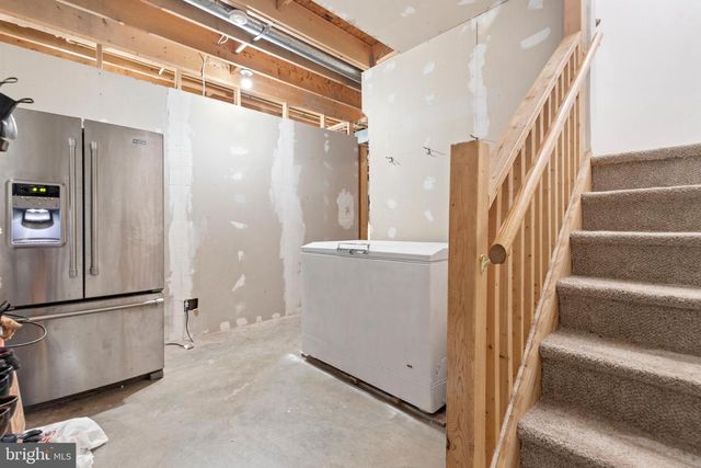 3336 HUNTING RIDGE RD, Winchester, VA 22603