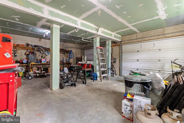 3336 HUNTING RIDGE RD, Winchester, VA 22603