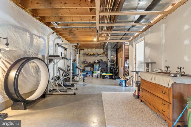 3336 HUNTING RIDGE RD, Winchester, VA 22603