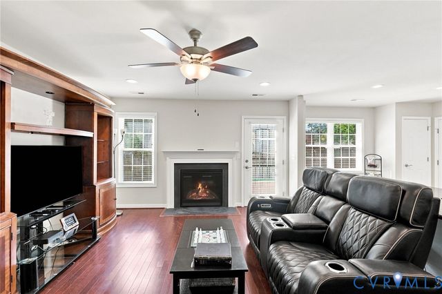 621 La Von Dr, Richmond, VA 23227
