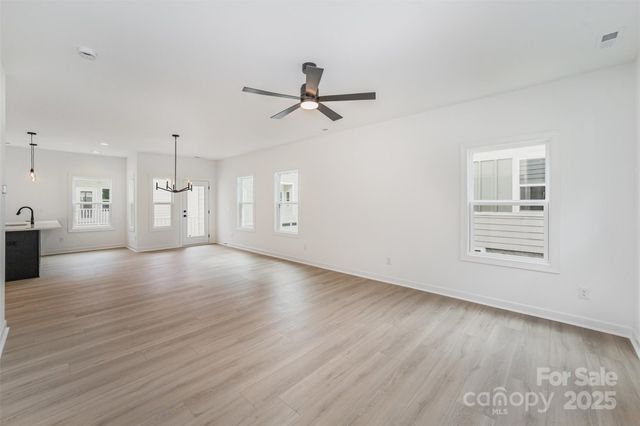 3928 Hager Drive, Charlotte, NC 28208