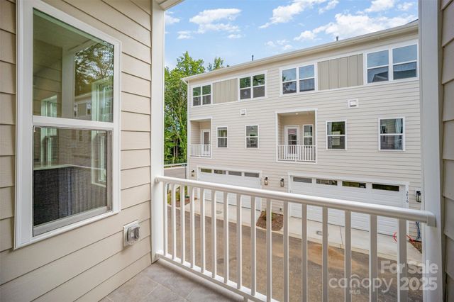 3928 Hager Drive, Charlotte, NC 28208