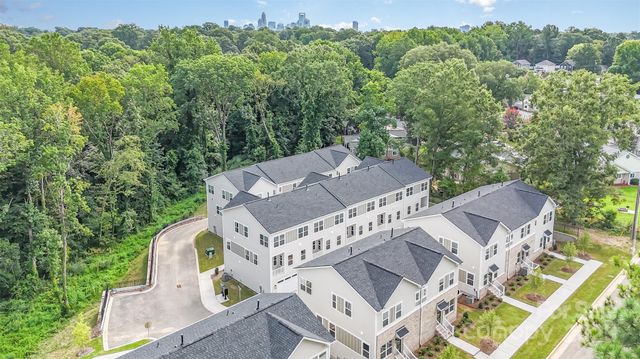 3928 Hager Drive, Charlotte, NC 28208