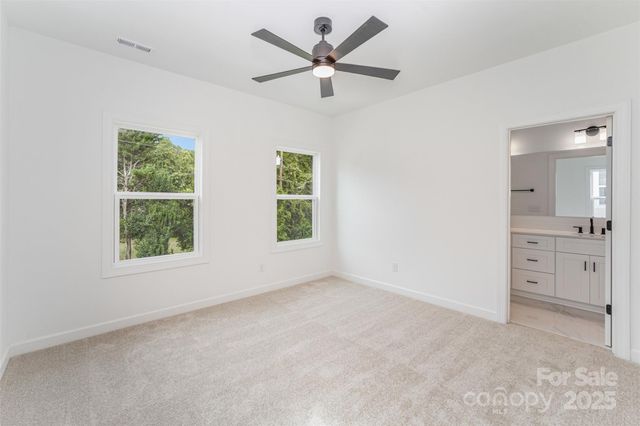 3928 Hager Drive, Charlotte, NC 28208