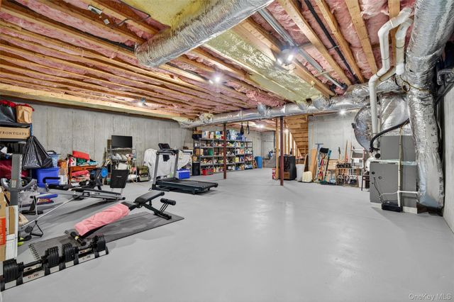 4 Strasser Place, Campbell Hall, NY 10916