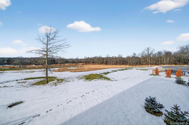 4 Strasser Place, Campbell Hall, NY 10916