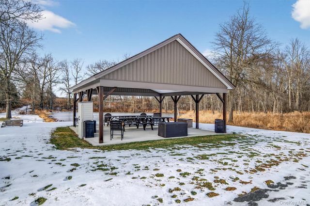 4 Strasser Place, Campbell Hall, NY 10916