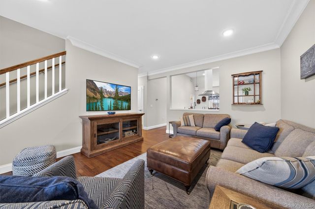 4 Strasser Place, Campbell Hall, NY 10916