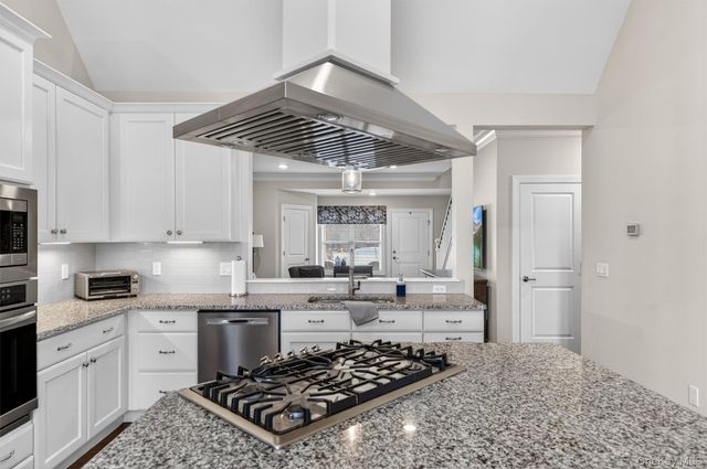 4 Strasser Place, Campbell Hall, NY 10916