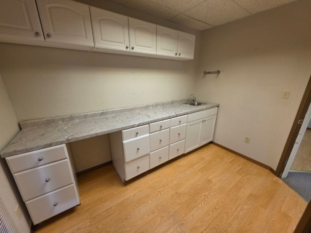 Image 22 of property listing at 2801 BROADWAY Street A, Mt Vernon, IL 62864
