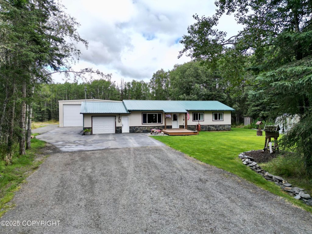 47130 Harvard Avenue, Soldotna, AK 99669