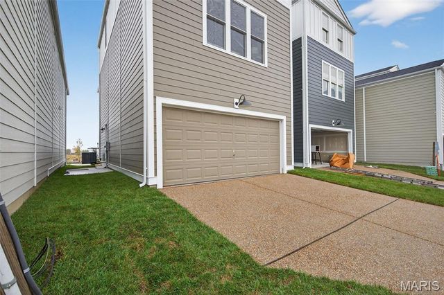 5018 Becks Landing Lane, St Charles, MO 63301