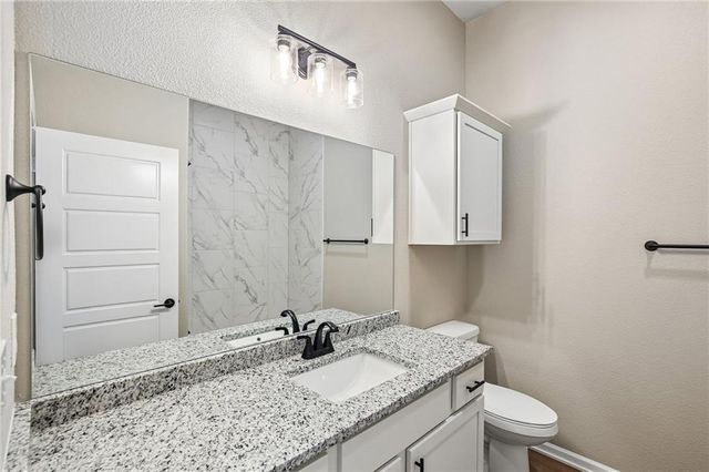 8435 Pickering Street, Lenexa, KS 66227