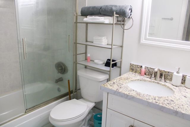 3120 N Pine Island Road 203, Sunrise, FL 33351