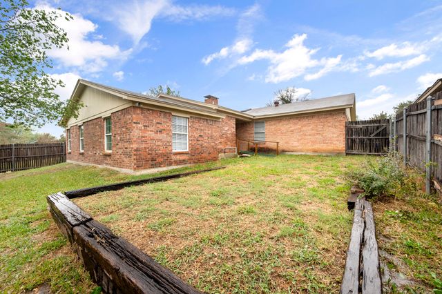 6436 Ridglea Drive, Watauga, TX 76148