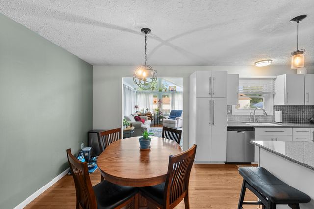 5807 FILLMORE Street, Davenport, IA 52806