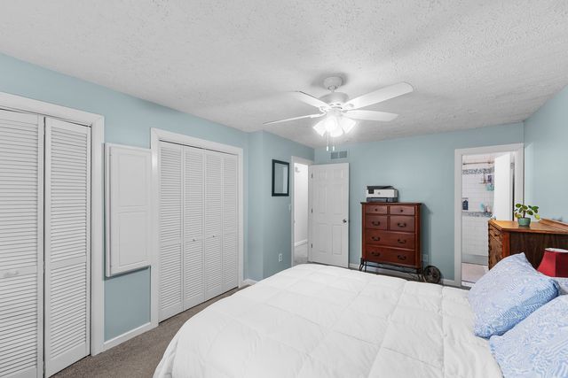 5807 FILLMORE Street, Davenport, IA 52806