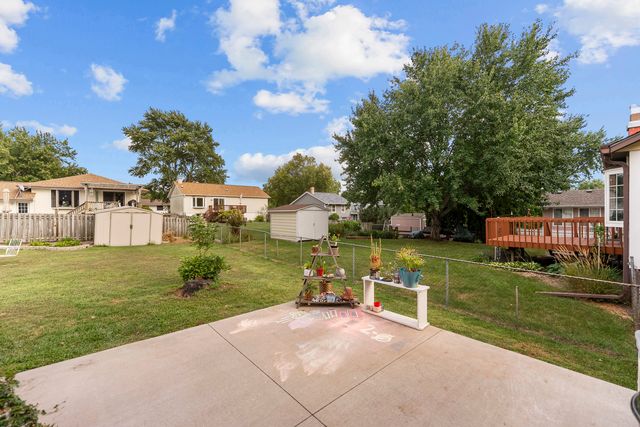 5807 FILLMORE Street, Davenport, IA 52806