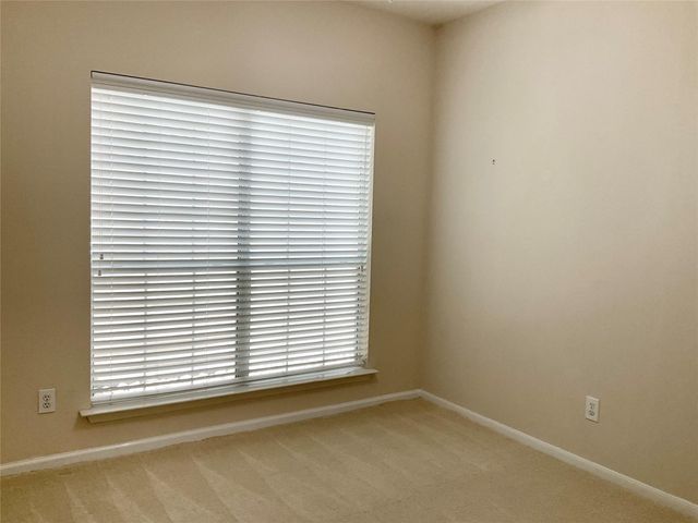 186 N Valley Oaks Circle, The Woodlands, TX 77382