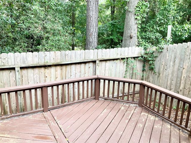 186 N Valley Oaks Circle, The Woodlands, TX 77382