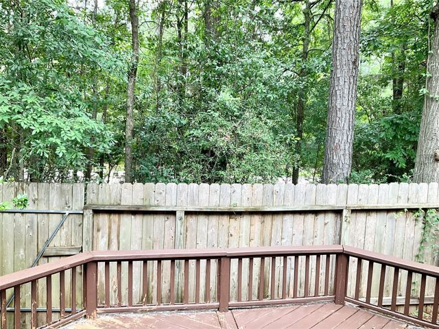 186 N Valley Oaks Circle, The Woodlands, TX 77382