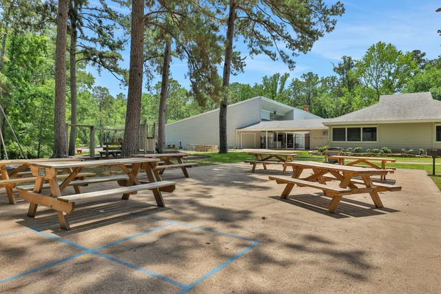 10 Wentworth Lane, Coldspring, TX 77331