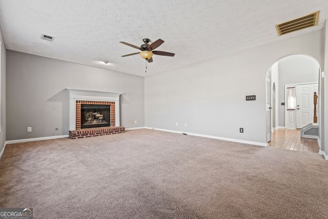 5386 Cross Creek Cove, Acworth, GA 30102