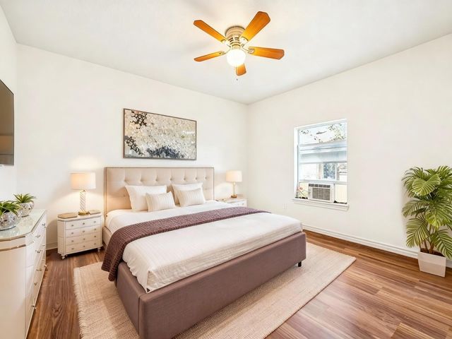 7933 Elwood Street, Houston, TX 77012