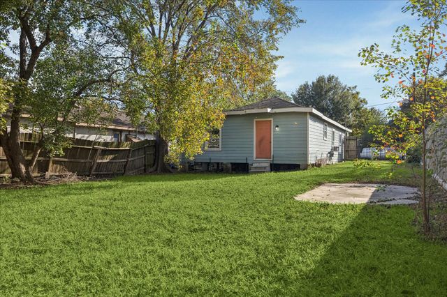 7933 Elwood Street, Houston, TX 77012