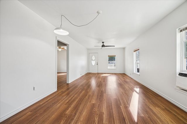 7933 Elwood Street, Houston, TX 77012