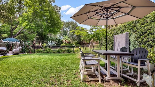 9587 Exbury Court, Parkland, FL 33076