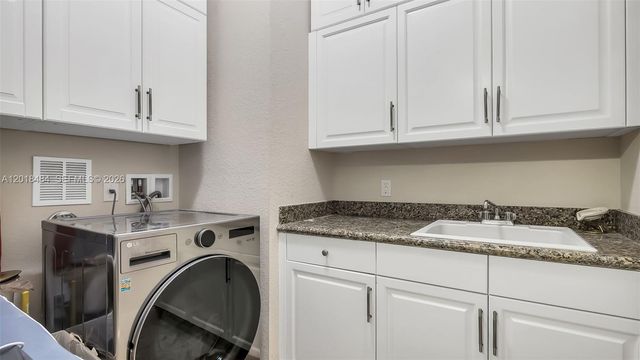 9587 Exbury Court, Parkland, FL 33076