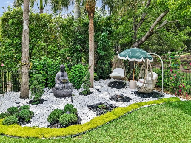 9587 Exbury Court, Parkland, FL 33076