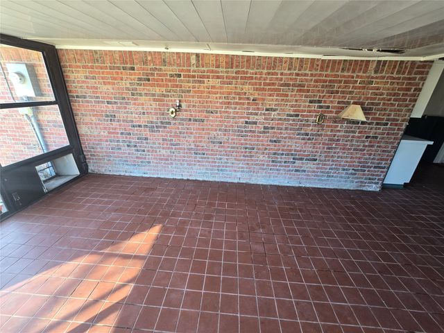 1202 Fawn Ridge Drive, Duncanville, TX 75137