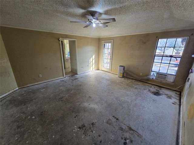 1202 Fawn Ridge Drive, Duncanville, TX 75137