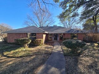 1202 Fawn Ridge Drive, Duncanville, TX 75137